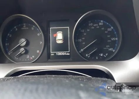 2018 Toyota Rav4 Xle from USA, damaged, VIN JTMRFREV0JJ211371